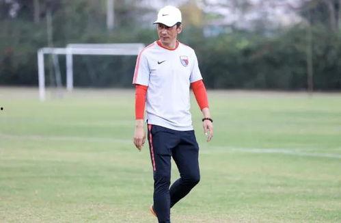 足坛名记爆料视频大全,揭秘足球圈幕后故事